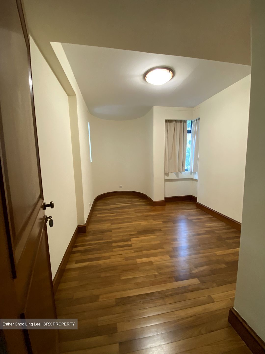 Valley Park (D10), Condominium #550627061